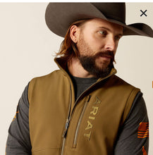 Load image into Gallery viewer, Ariat Mens Logan Soft Shell Vest Beech
