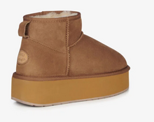 Load image into Gallery viewer, Emu Australia Womens  Stinger Micro Platform Sheepskin Boot
