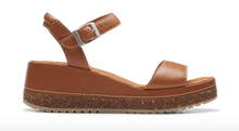Load image into Gallery viewer, Clarks Women&#39;s Kassande Lily Sandal
