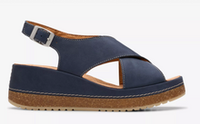 Load image into Gallery viewer, Clarks Women&#39;s Kassande Step Sandal
