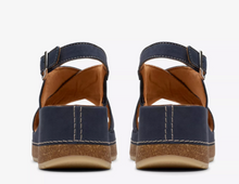 Load image into Gallery viewer, Clarks Women&#39;s Kassande Step Sandal
