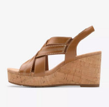 Load image into Gallery viewer, Clarks Women&#39;s Sabina Sling Sandal
