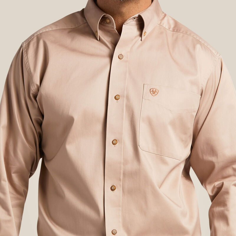 Ariat Mens Solid Twill Core Classic Long Sleeve  Button Down Dress Shirt