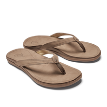 Load image into Gallery viewer, Olukai  Womens Leather Sandal Tan
