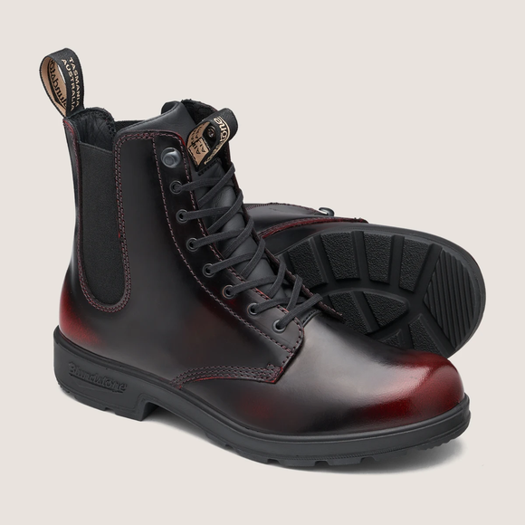 BLUNDSTONE Women's ORIGINAL LACE UP BOOTS BORDEAUX BRUSH